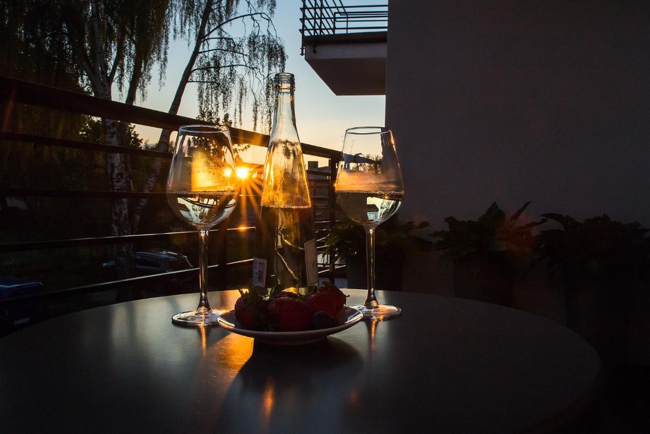 W&K Apartments - Blue Suite - Faktura Vat, Parking Koszalin Ngoại thất bức ảnh